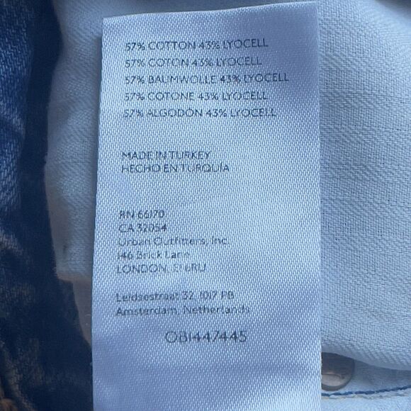 Free People We The Free Jean Shorts Cut Off Distressed Button Fly Size 31"W Y2k - Picture 8 of 9